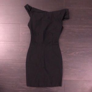 4/$12 ‼️ Black Bodycon Mini Dress